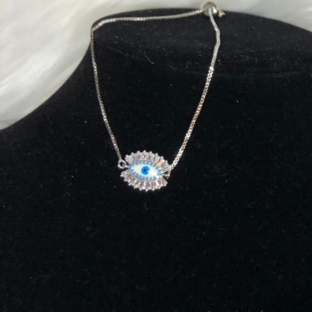 🎁 Adjustable Evil Eye 🧿 Bracelet w/ banquettes